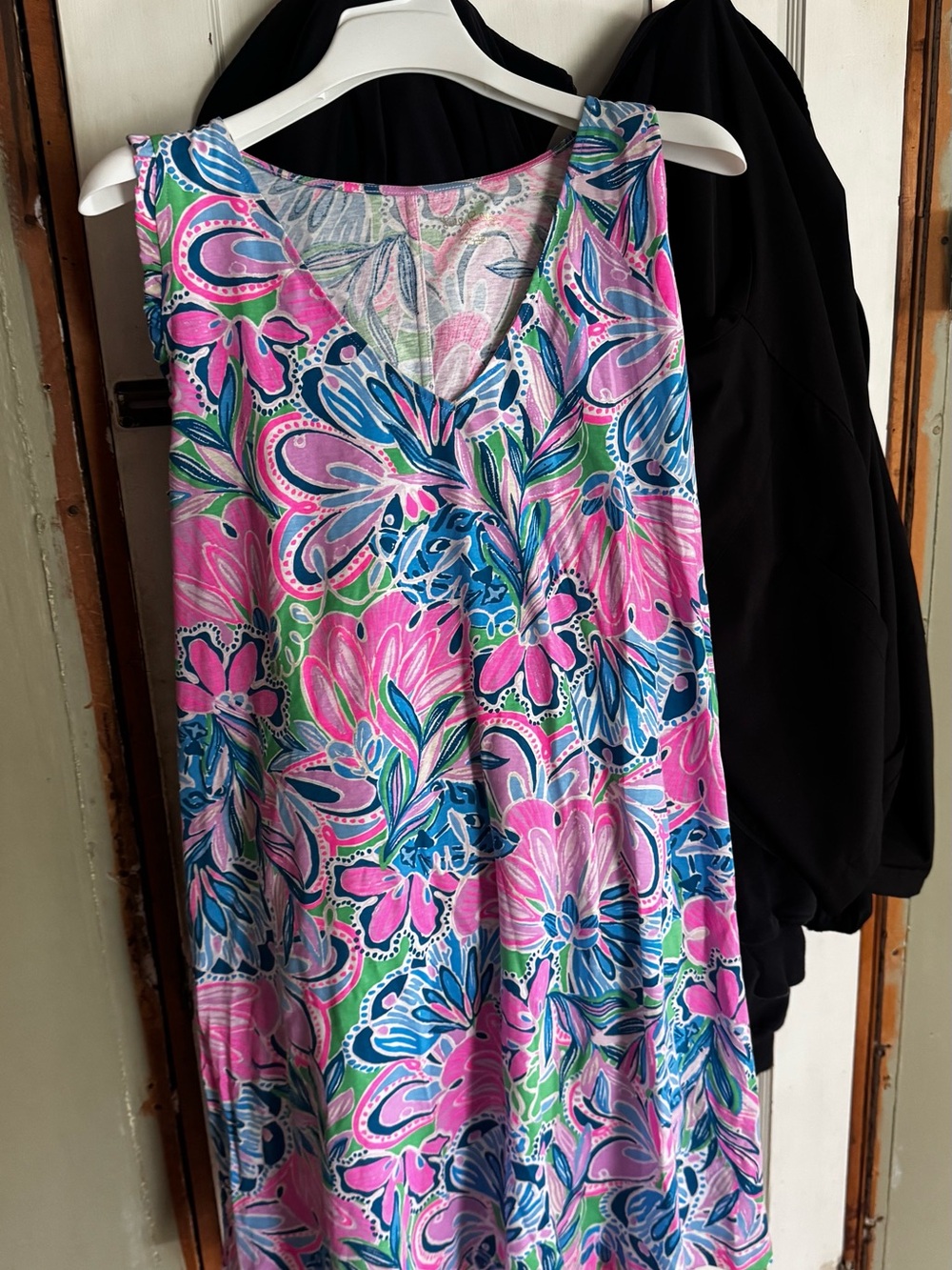 Lilly Pulitzer Pink Multi Floral V-Neck Tank